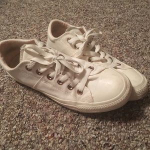 Women’s Off-white Converse
